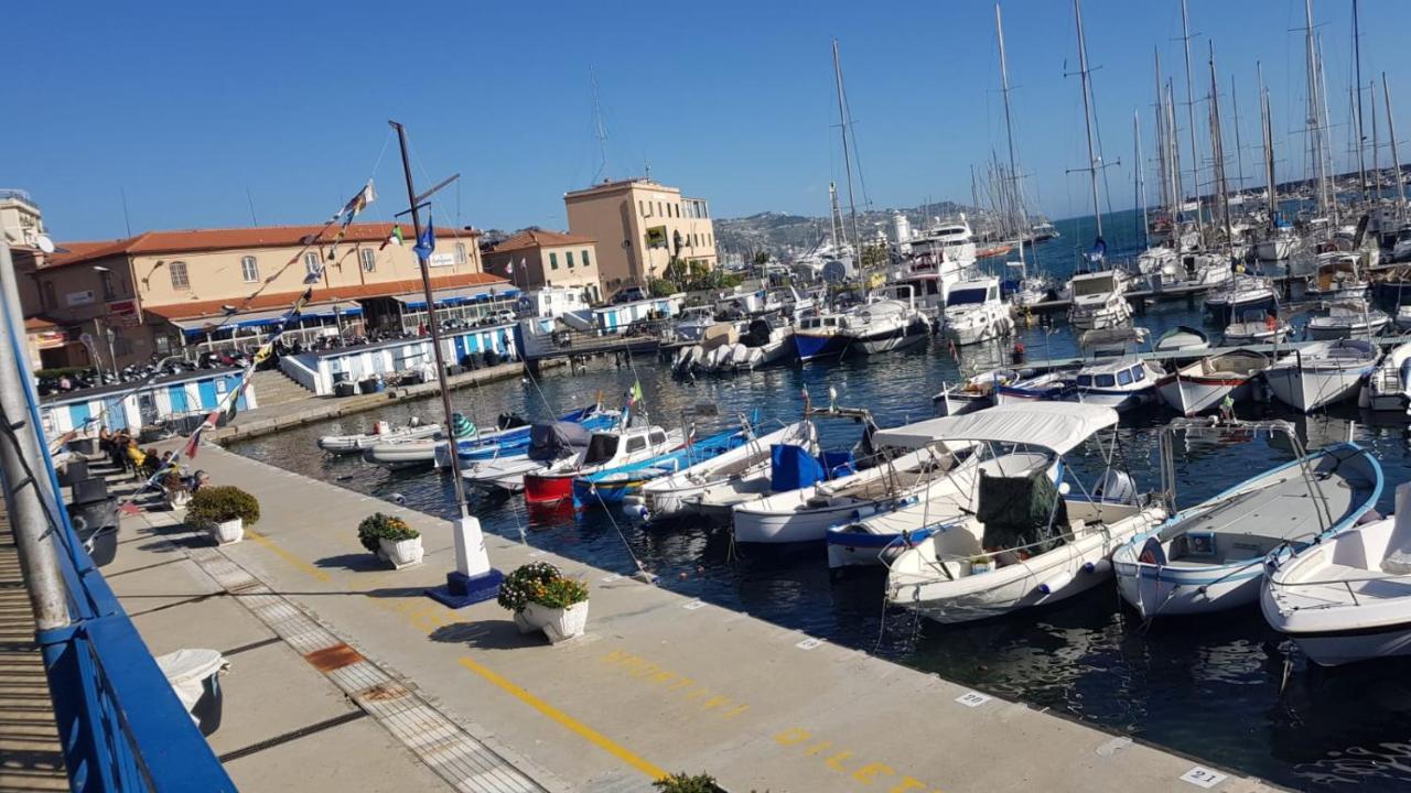 appartamento vista mare Sanremo Esterno foto