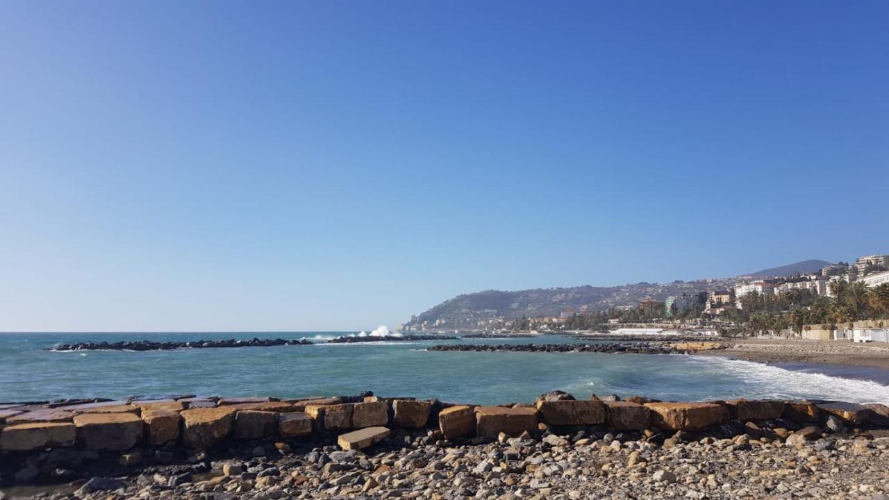 appartamento vista mare Sanremo Esterno foto