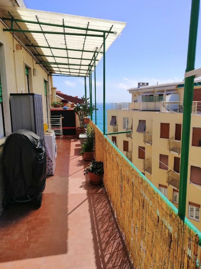 appartamento vista mare Sanremo Esterno foto